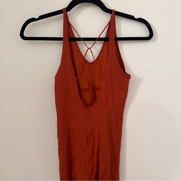 Nike Yoga Lux Jumpsuit Jumper Layered 7/8 Training Size XS rust orange red - Picture 7 of 13